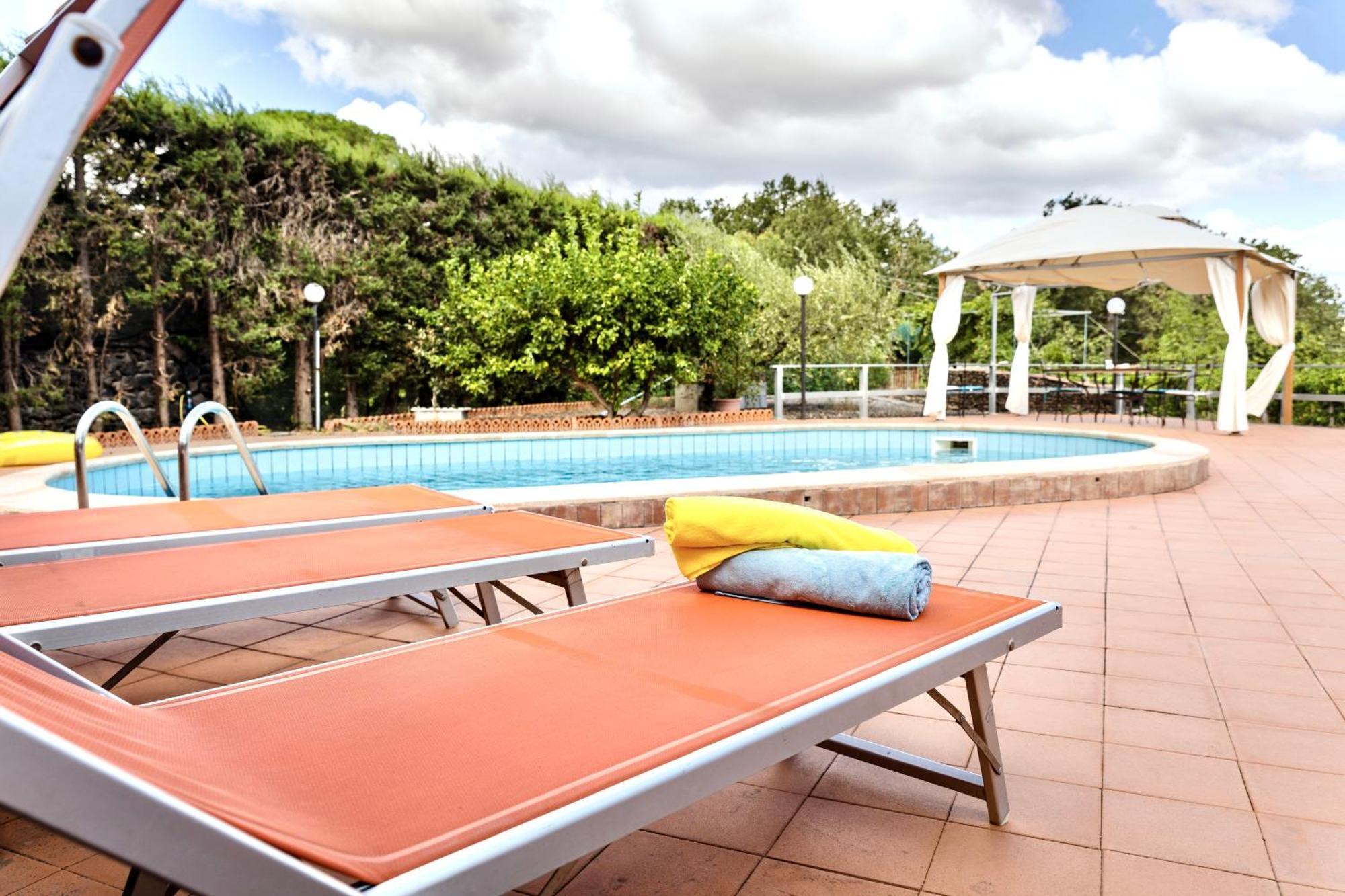 Villa Melany Casa Vacanza Piedimonte Etneo Ngoại thất bức ảnh