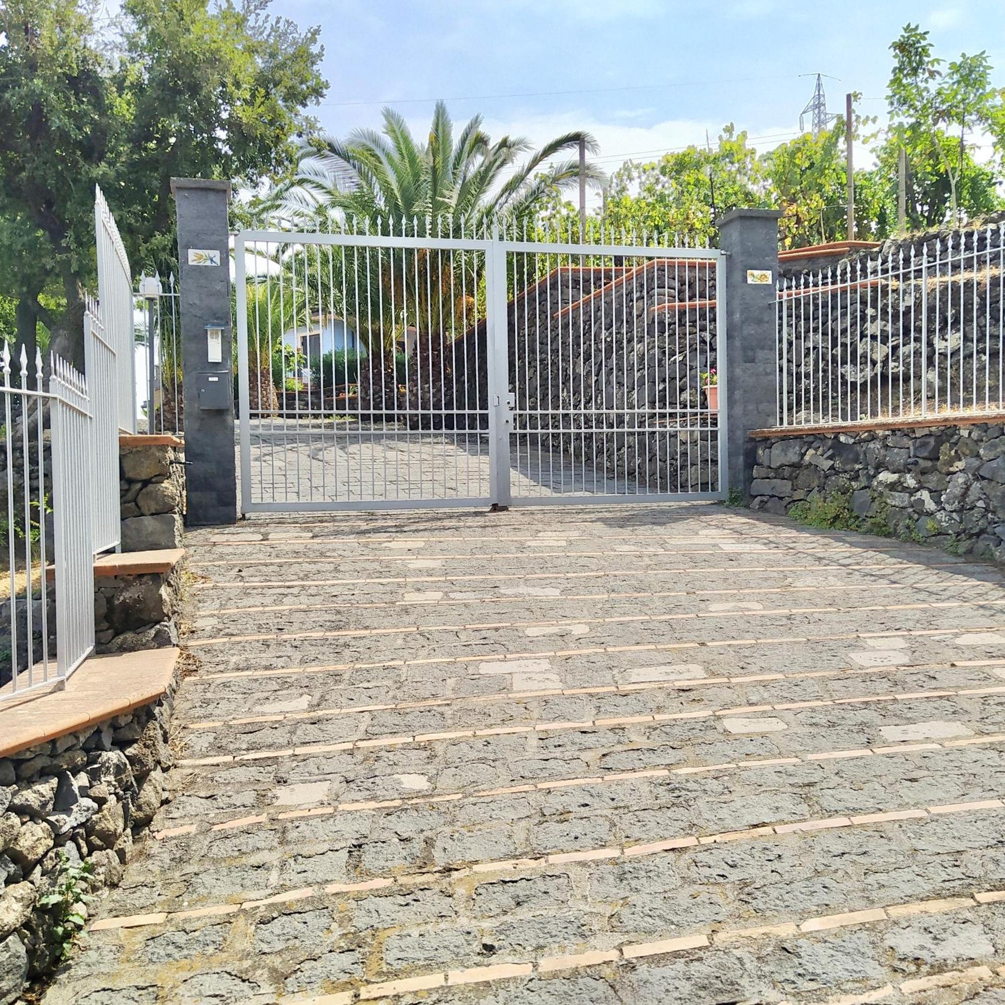 Villa Melany Casa Vacanza Piedimonte Etneo Ngoại thất bức ảnh